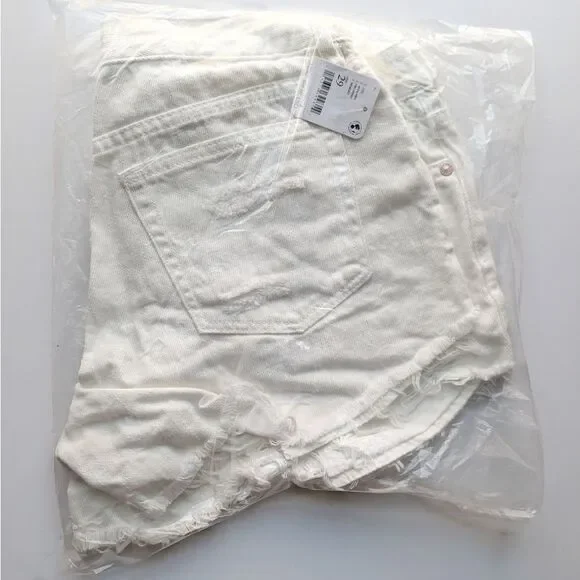 NWT Free People Loving Good Vibrations Denim Fray Shorts spring white sz… - Picture 3 of 10